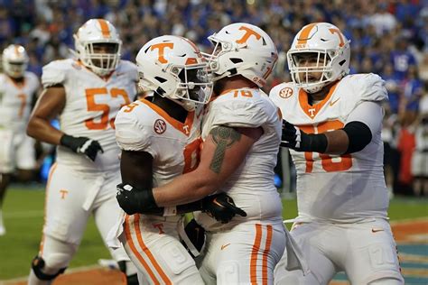 No. 23 Tennessee Volunteers looking to crank up run game, offense vs UTSA